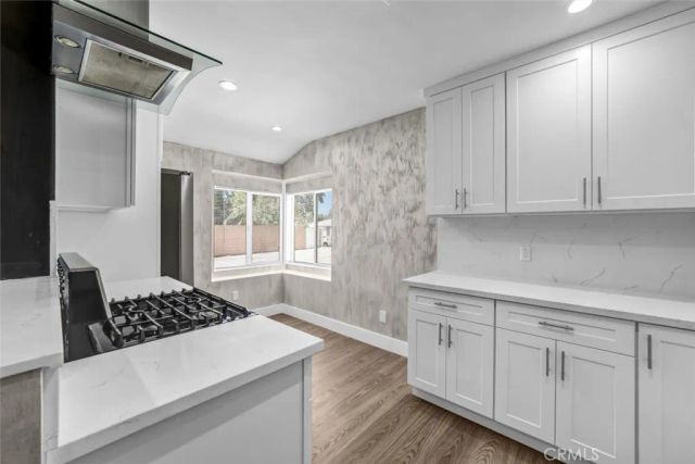 13530 Beaver Street, Sylmar, CA 91342