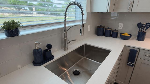 4300 Mansfield Dam RD 1021, Austin, TX 78734