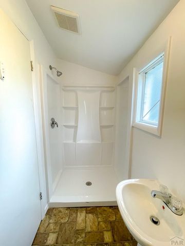 401 E 2nd St, La Junta, CO 81050