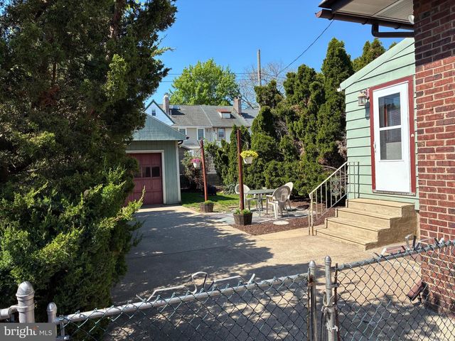 226 JACKSON ST, Bristol, PA 19007