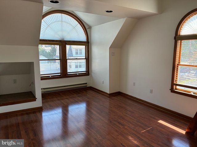 226 JACKSON ST, Bristol, PA 19007