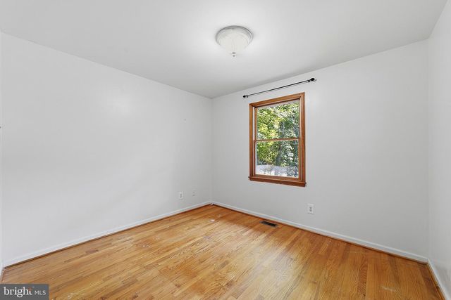418 DIXONTOWN RD, Medford, NJ 08055
