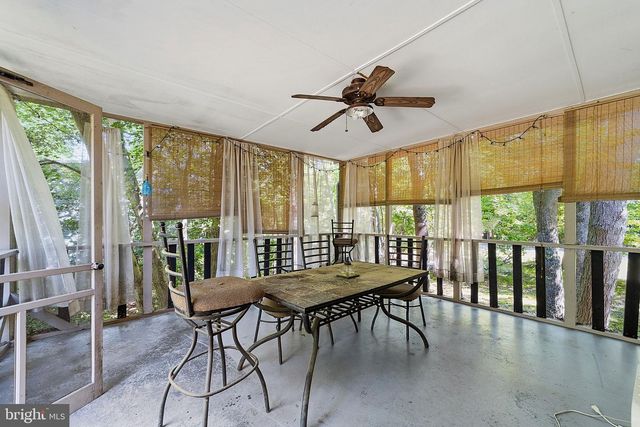 418 DIXONTOWN RD, Medford, NJ 08055