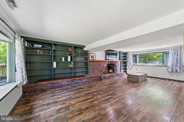 418 DIXONTOWN RD, Medford, NJ 08055