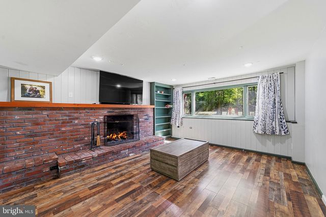 418 DIXONTOWN RD, Medford, NJ 08055