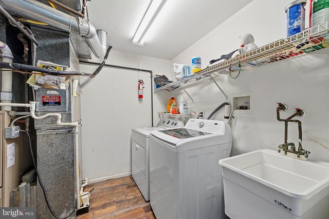 418 DIXONTOWN RD, Medford, NJ 08055