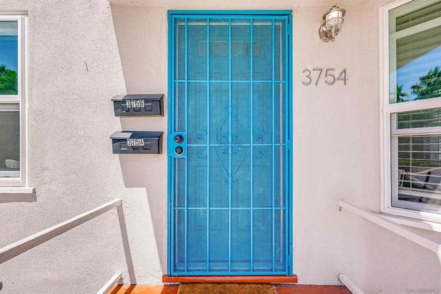 3754 56 Tennyson St, San Diego, CA 92107
