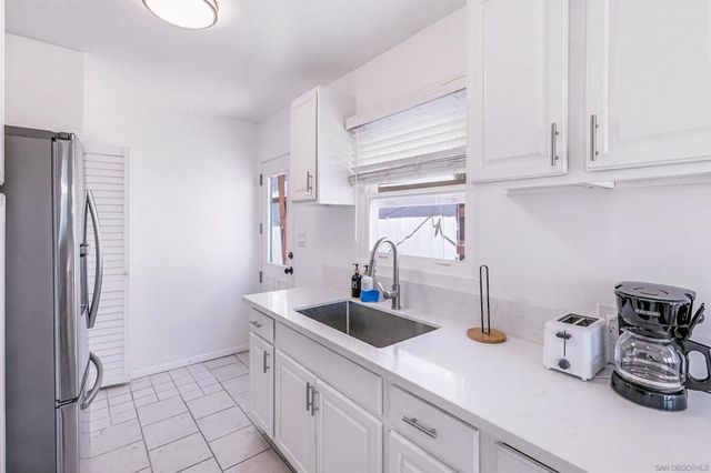 3754 56 Tennyson St, San Diego, CA 92107