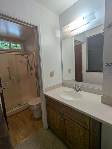 521 Glenwood, Willows, CA 95988