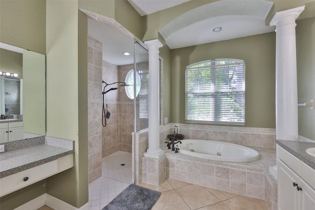 16508 AMBERWIND LANE, Lutz, FL 33558