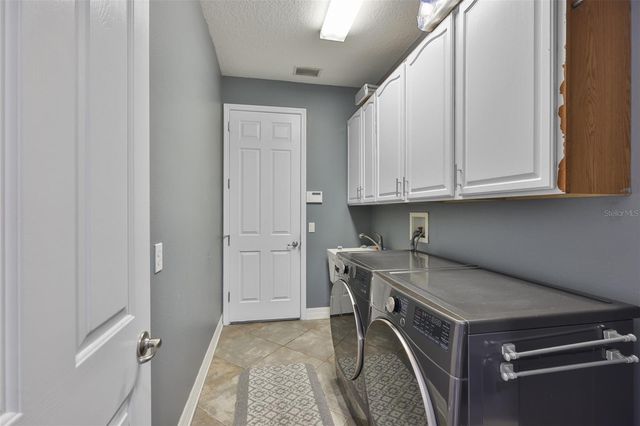16508 AMBERWIND LANE, Lutz, FL 33558