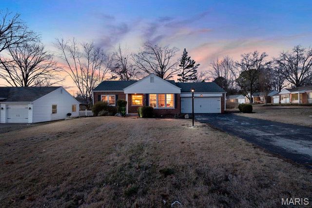 1433 Lanvale Drive, St Louis, MO 63119