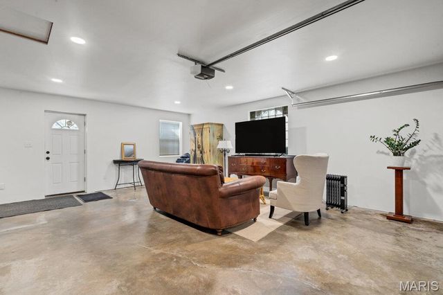 1433 Lanvale Drive, St Louis, MO 63119