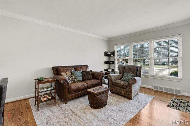 1433 Lanvale Drive, St Louis, MO 63119