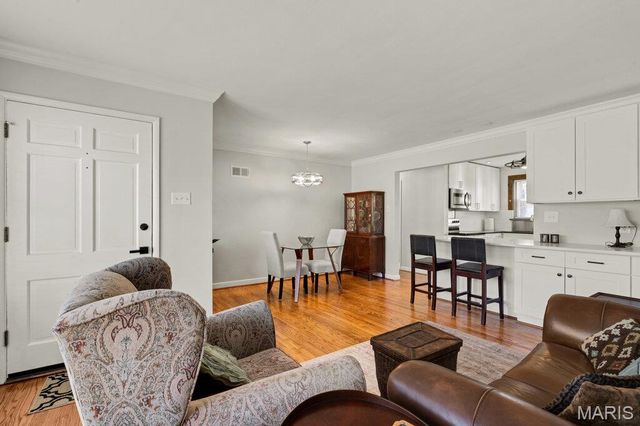 1433 Lanvale Drive, St Louis, MO 63119