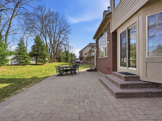 13137 Ventura Drive, Belleville, MI 48111