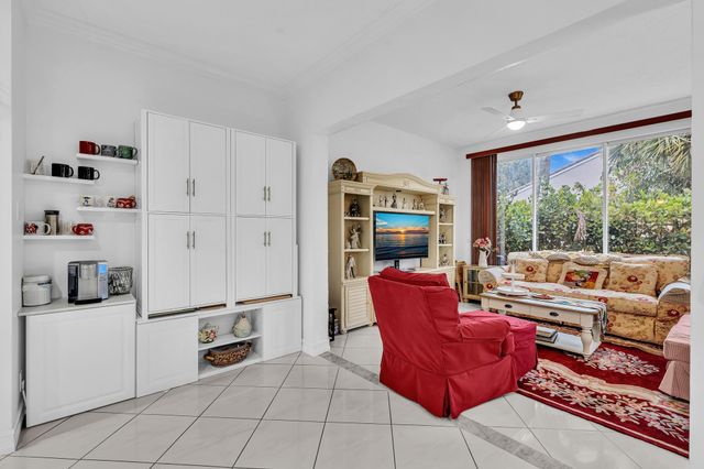 8914 Brittany Lakes Drive, Boynton Beach, FL 33472
