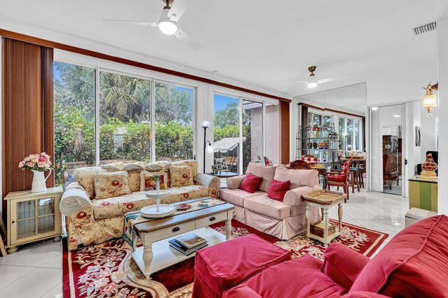 8914 Brittany Lakes Drive, Boynton Beach, FL 33472
