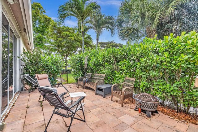 8914 Brittany Lakes Drive, Boynton Beach, FL 33472