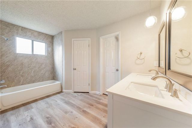 3901 Skipton DR, Austin, TX 78727