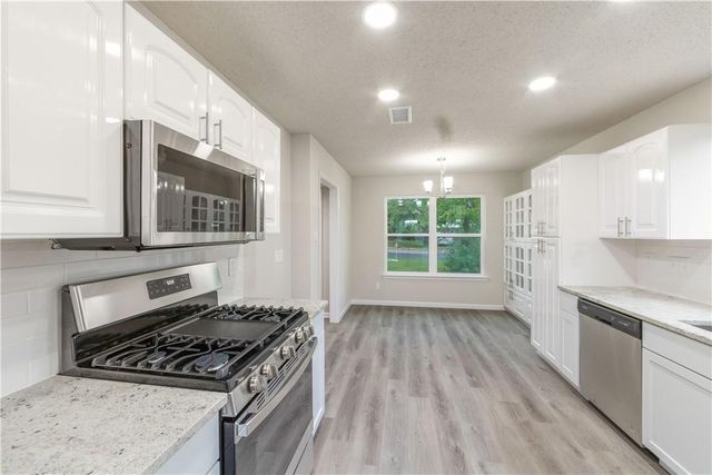 3901 Skipton DR, Austin, TX 78727