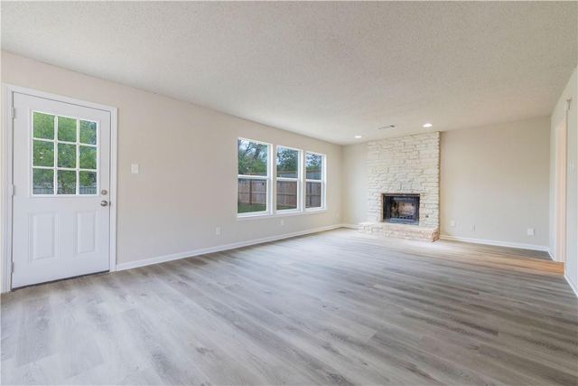 3901 Skipton DR, Austin, TX 78727