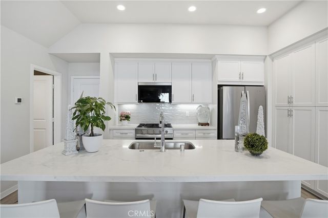 184 Alienta Lane, Rancho Mission Viejo, CA 92694