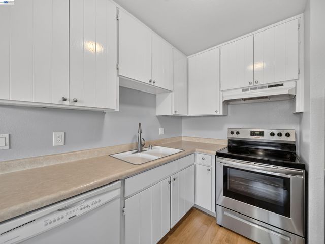 185 Union Ave 14, Campbell, CA 95008