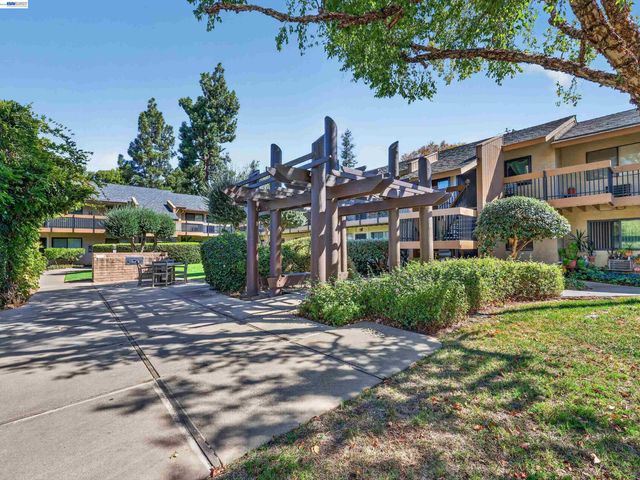 185 Union Ave 14, Campbell, CA 95008