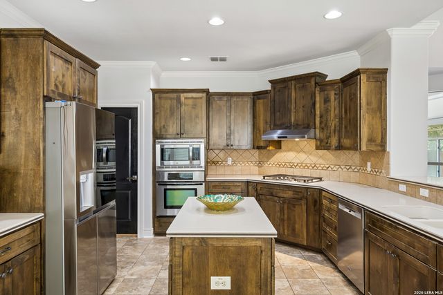 13326 WIND RDG, Helotes, TX 78023