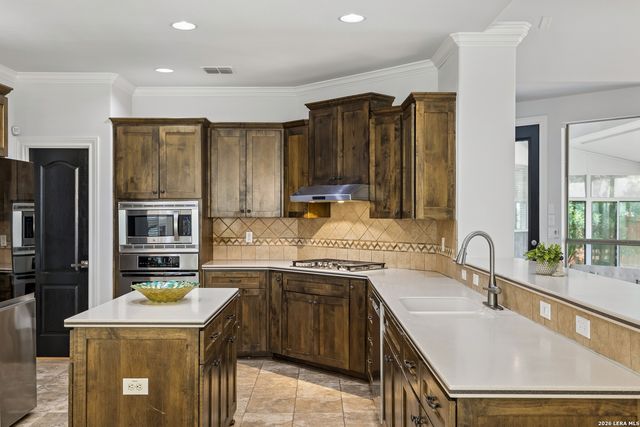 13326 WIND RDG, Helotes, TX 78023