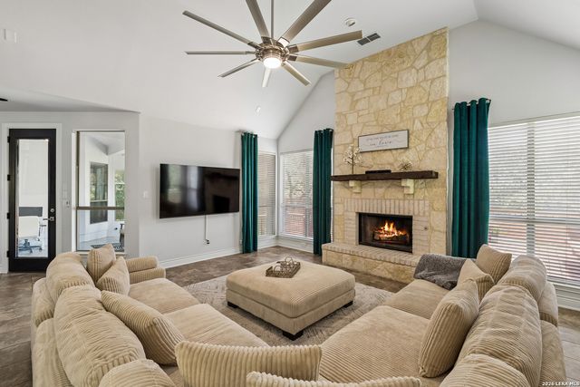 13326 WIND RDG, Helotes, TX 78023