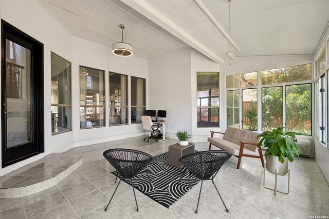 13326 WIND RDG, Helotes, TX 78023