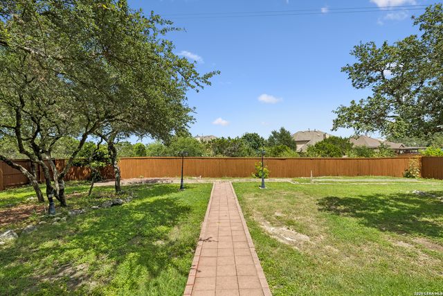 13326 WIND RDG, Helotes, TX 78023