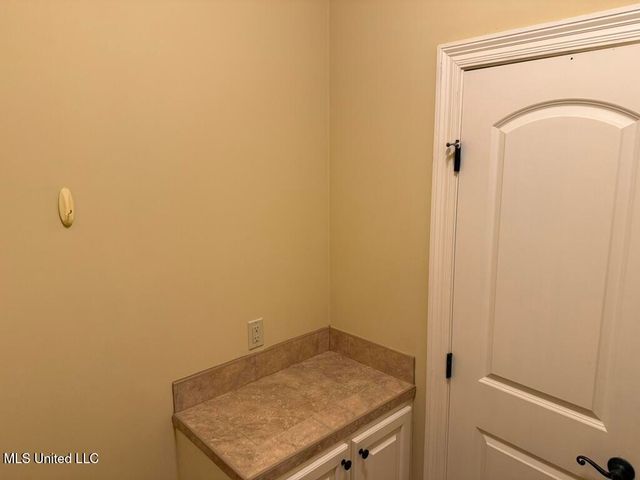 144 Oakleigh Drive, Clinton, MS 39056