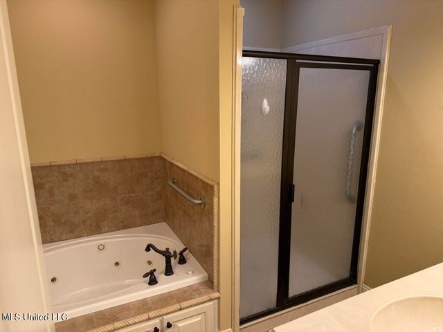 144 Oakleigh Drive, Clinton, MS 39056