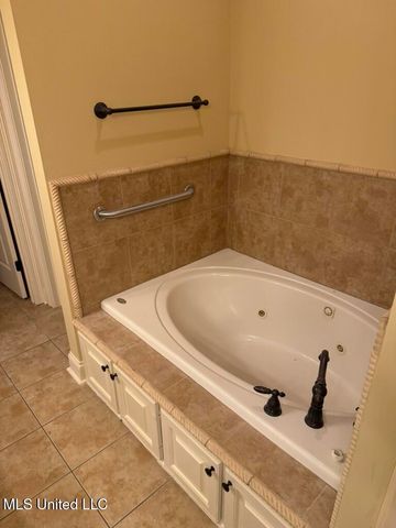 144 Oakleigh Drive, Clinton, MS 39056