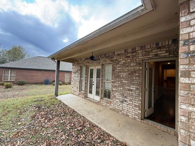 144 Oakleigh Drive, Clinton, MS 39056