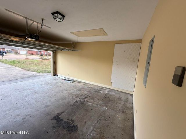 144 Oakleigh Drive, Clinton, MS 39056