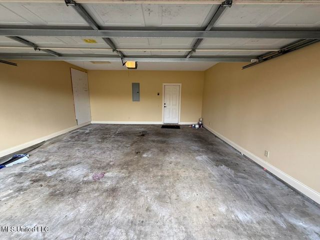 144 Oakleigh Drive, Clinton, MS 39056