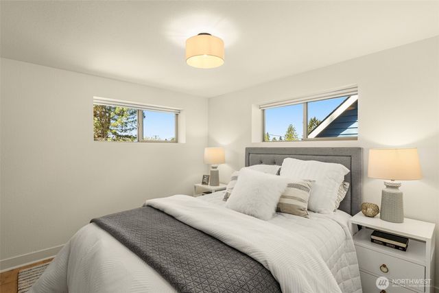 3016 50th Avenue SW, Seattle, WA 98116