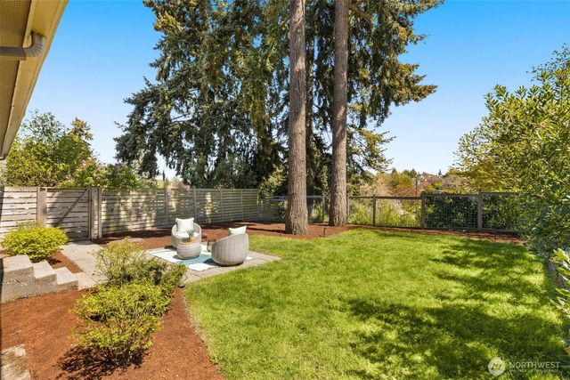 3016 50th Avenue SW, Seattle, WA 98116