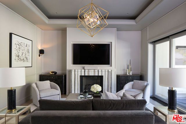 14939 La Cumbre Drive, Pacific Palisades (los Angeles), CA 90272