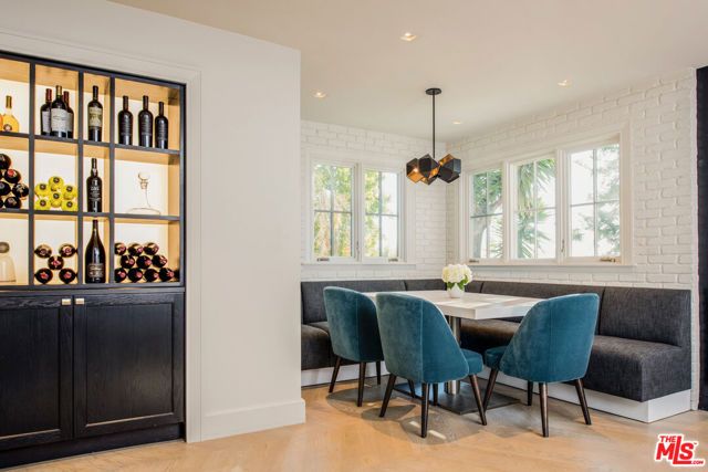 14939 La Cumbre Drive, Pacific Palisades (los Angeles), CA 90272