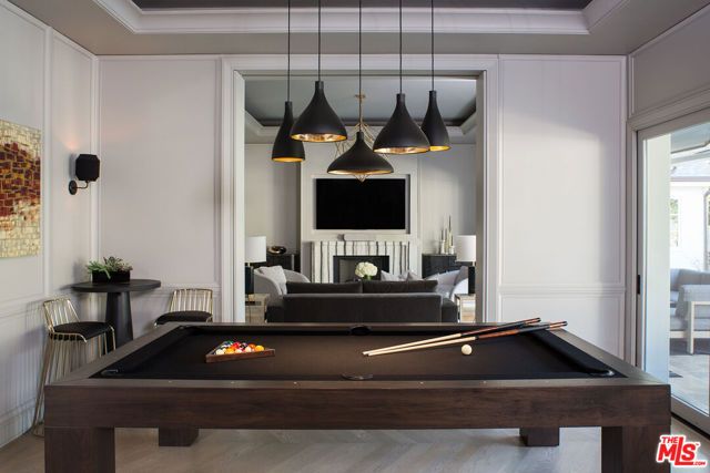 14939 La Cumbre Drive, Pacific Palisades (los Angeles), CA 90272