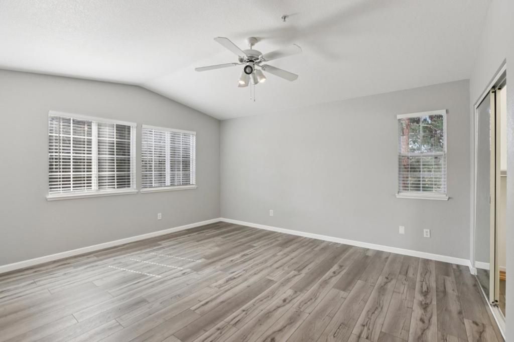 Image 14 of property listing at 2159 Walsingham Court 62, Tracy, CA 95376