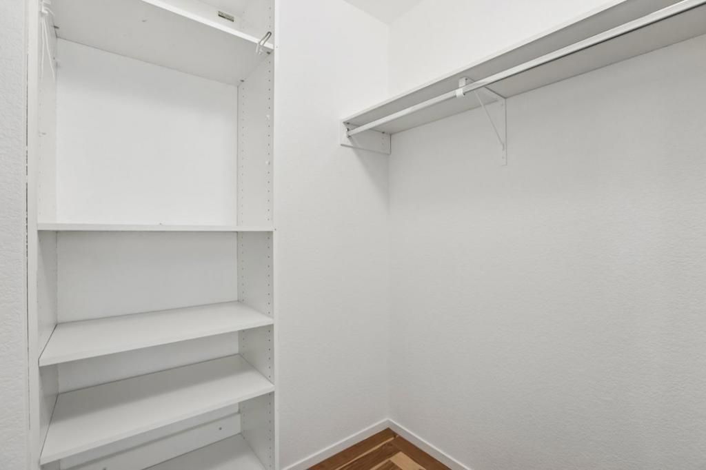 Image 20 of property listing at 2159 Walsingham Court 62, Tracy, CA 95376