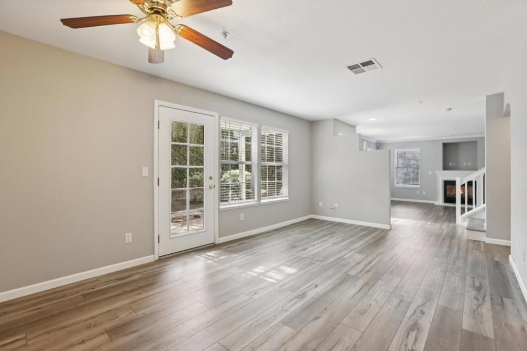 Image 27 of property listing at 2159 Walsingham Court 62, Tracy, CA 95376