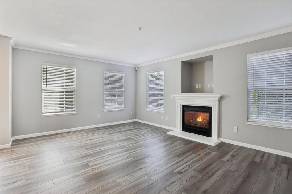 Image 3 of property listing at 2159 Walsingham Court 62, Tracy, CA 95376