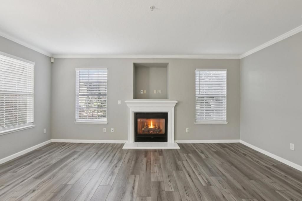 Image 4 of property listing at 2159 Walsingham Court 62, Tracy, CA 95376